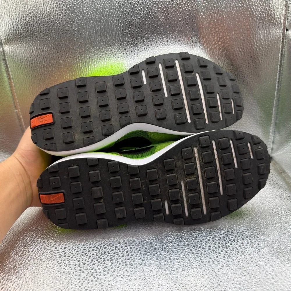 Size 4.5Y Nike‎ Waffle One Electric Green GS Low Top Kids Sneakers DC0481-300